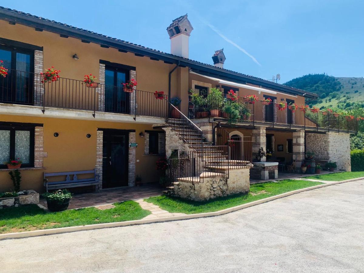 La Casa Di Gigi Apartment Fossa Exterior foto